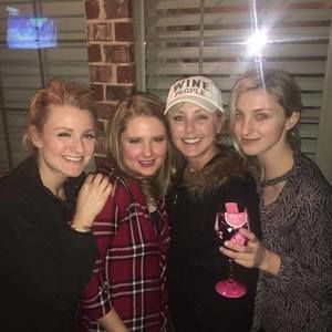 Meet your Posher, April